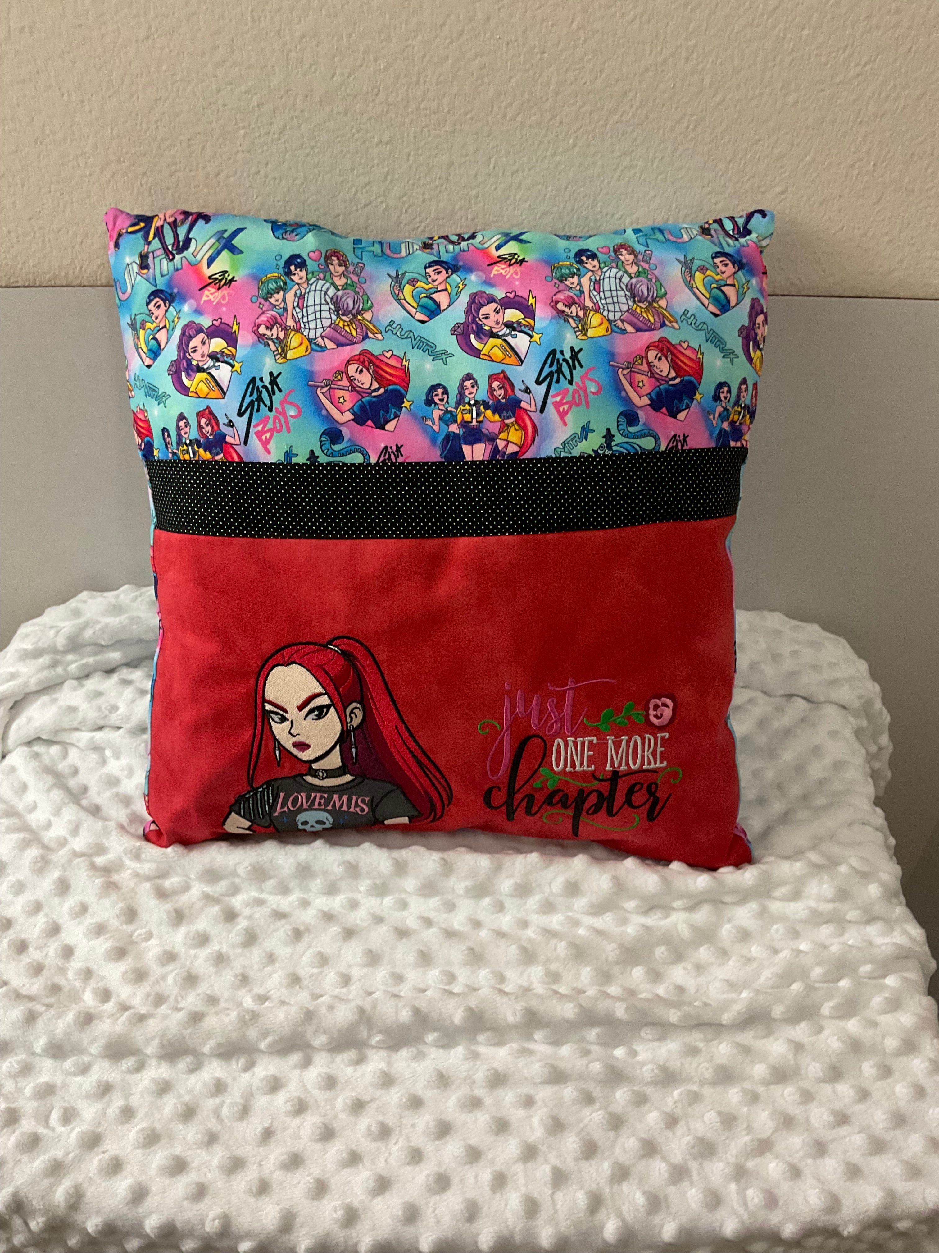 "Just One More Chapter" Reading Pillow —Rumi from Kpop