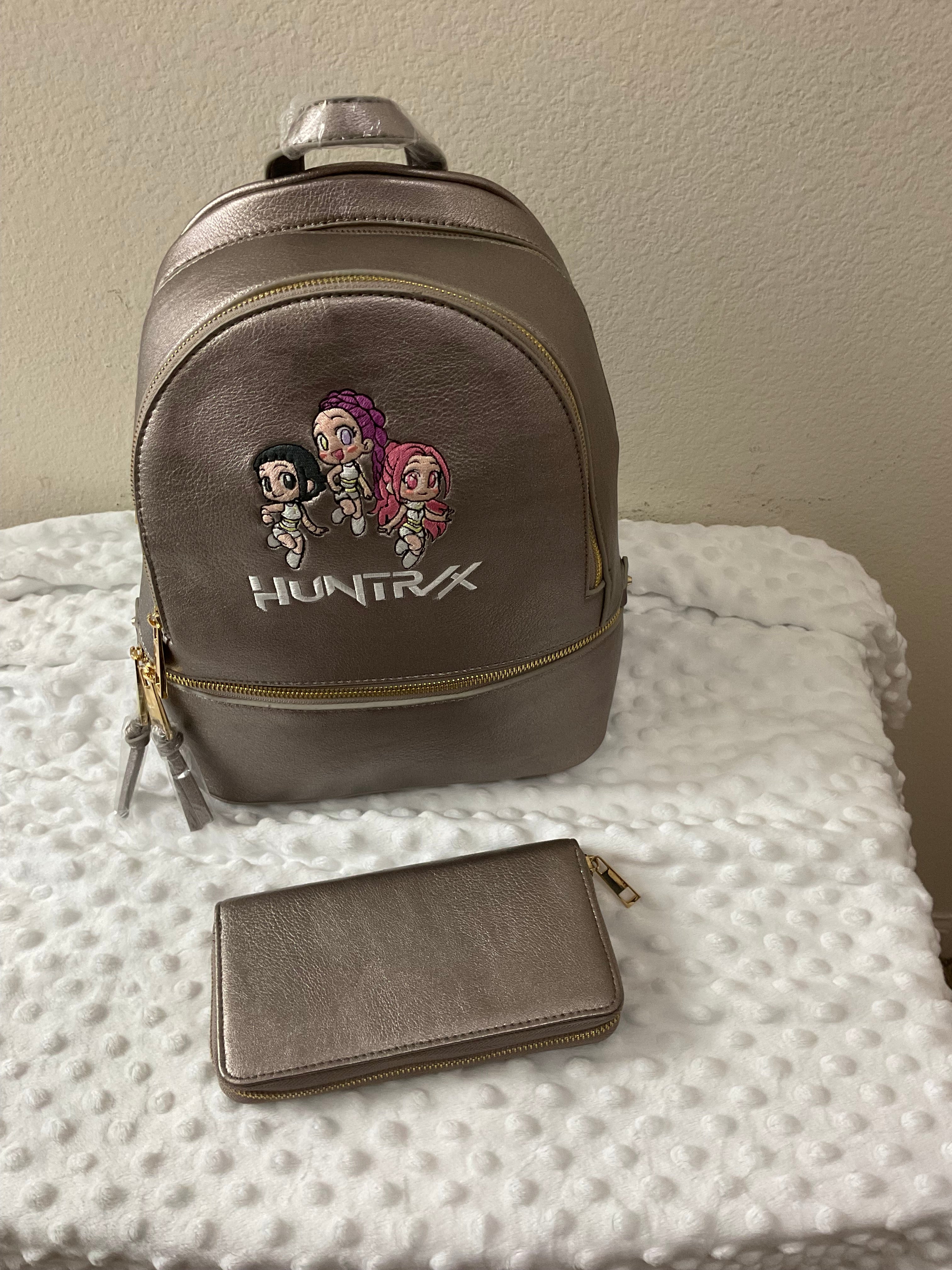 Huntrx  Girls Embroidered Backpack & Wallet Set — Metallic Silver