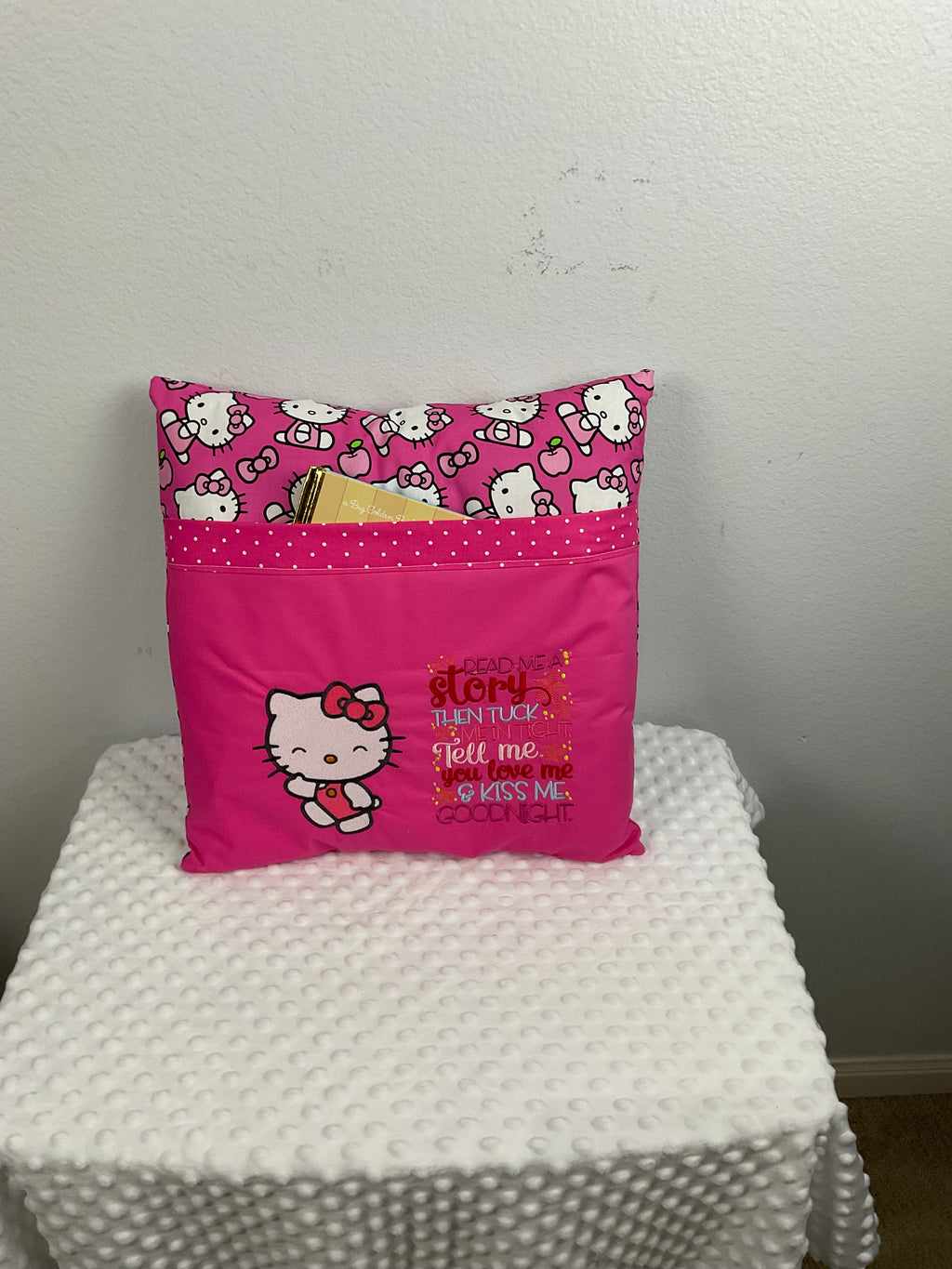 Hello Kitty Reading Pillow – Embroidered Cushion in Hot Pink