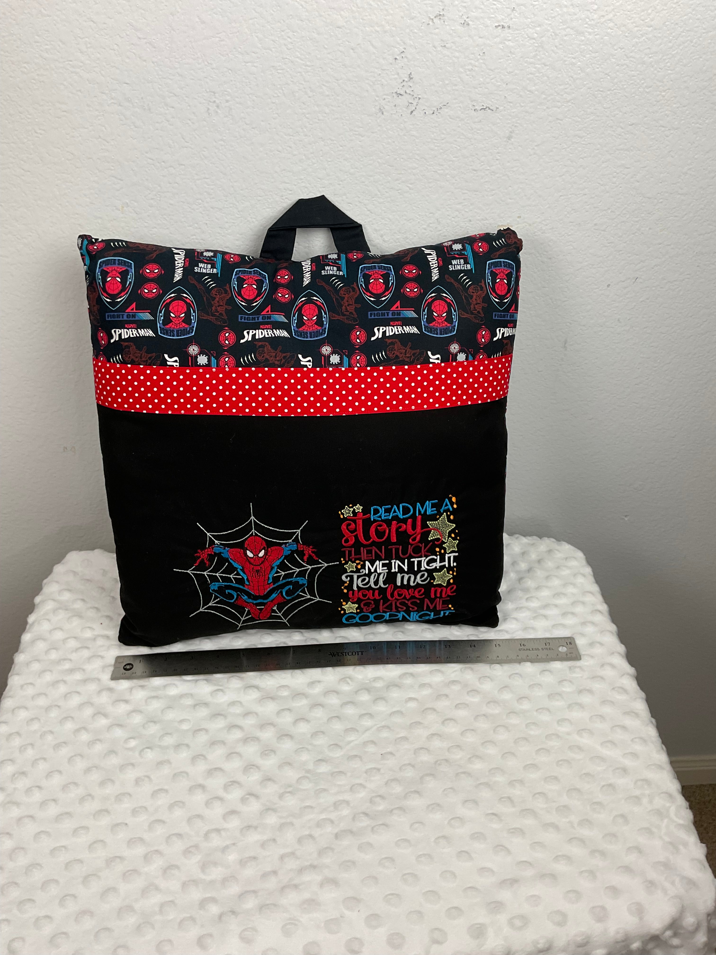 Spider-Man Reading Pillow with Pocket