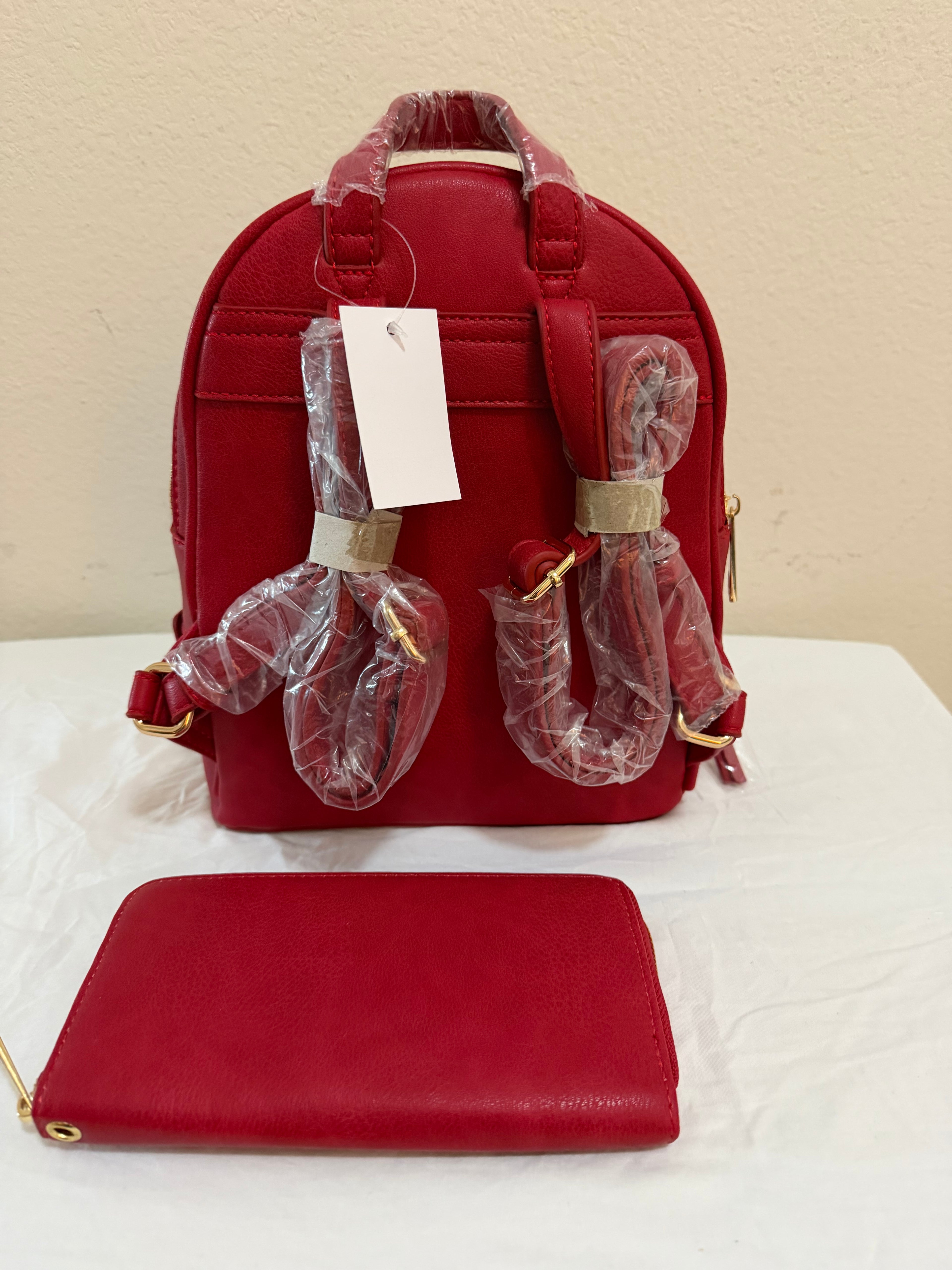 University of Houston Mini backpack with matching colored wallet